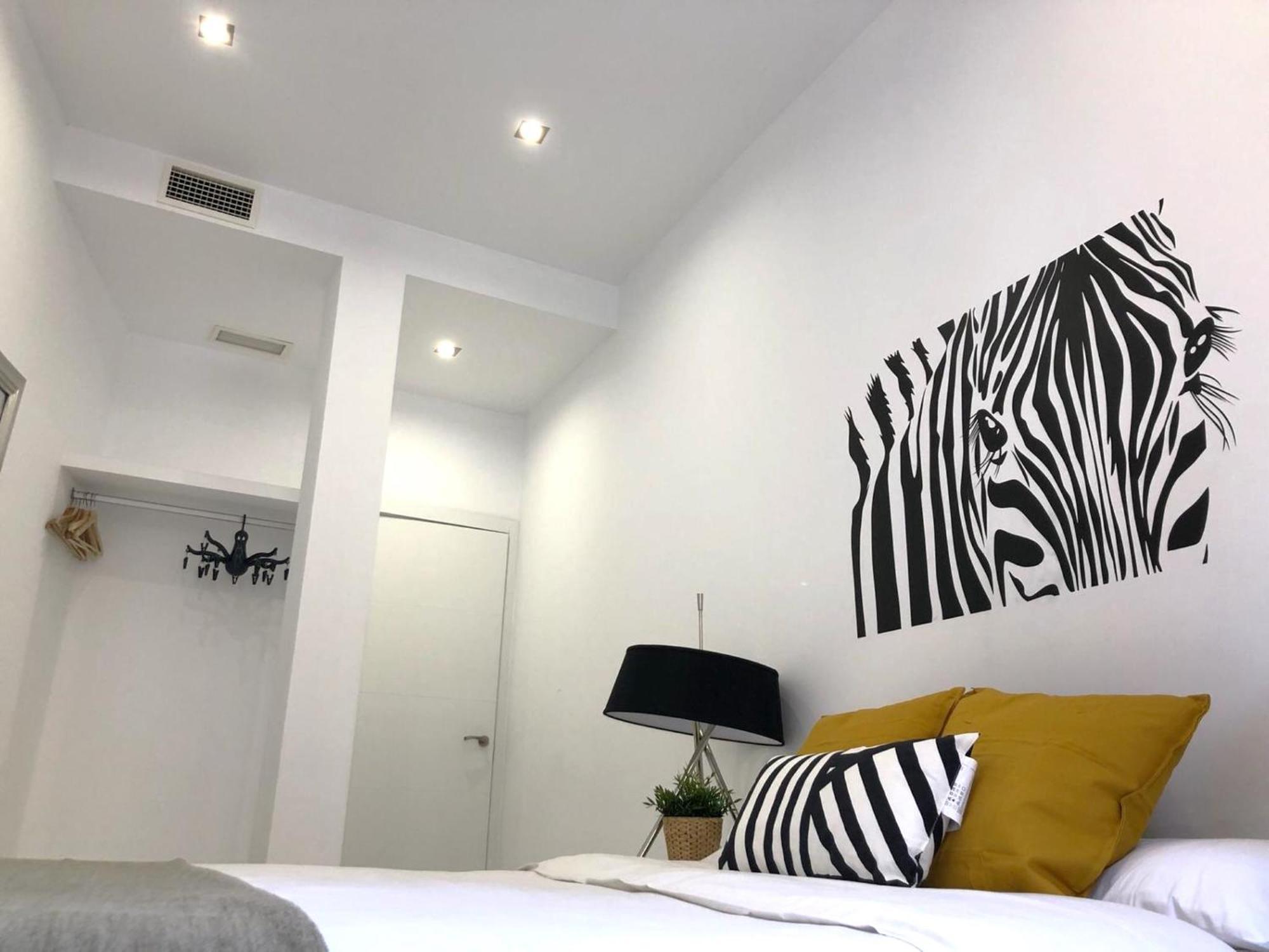 Apartamento De Diseno En Plaza Mayor Madrid Exterior foto